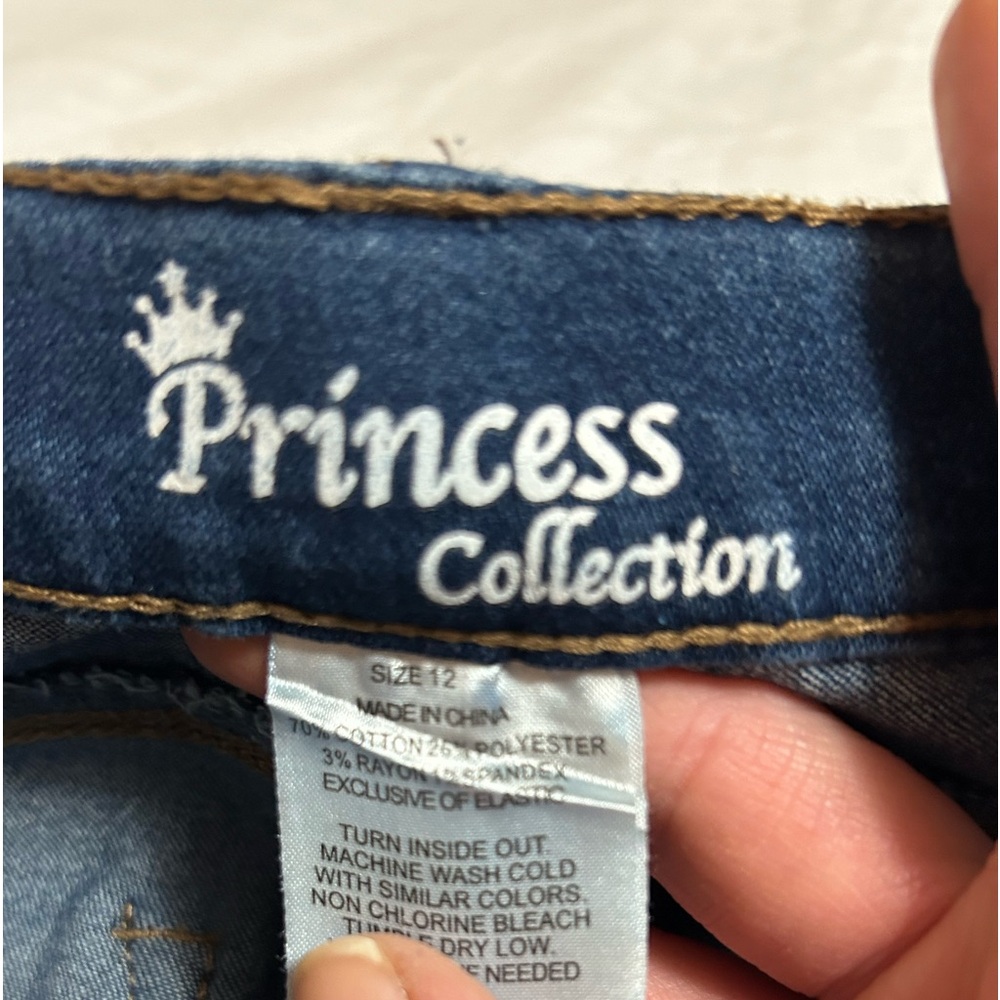 NWOT. Size 12 little Girls skinny jeans